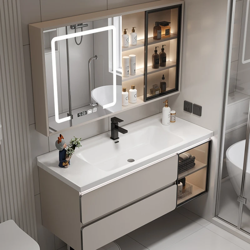 Luxury Skincare Items - Articoli per armadietti da bagno Lavandino